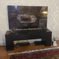میز تلویزیون در حد نو