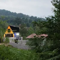 کلبه سوئیسی و سوئدی جنگلی لفور