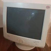 مانیتور سالم LG