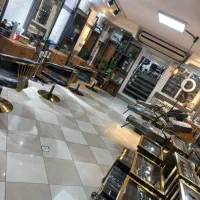 مژه کار حرفه ای با مشتری