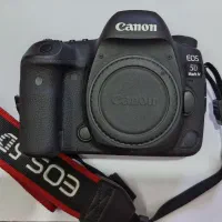 دوربین کانن 5D mark iv  به همراه لنز ۵۰ f1/4