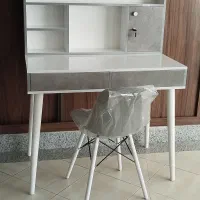 میز تحریر پایه مخروطی