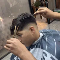 مدل برای فید کردن مو