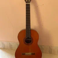 گیتار یاماها c40