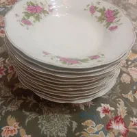 بشقاب گل سرخ قدیمی