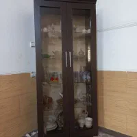 بدلیل جابه جایی وکمبودجا.بوفه میخام بفروشم