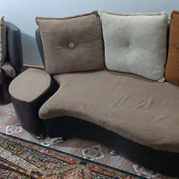 مبل چرم هشت نفره،دارای سه عدد میز عسلی