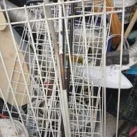 تعداد ۴ عدد رخت آویز ایستاده تاشو