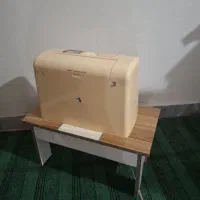 میز کرسی چرخ خیاطی