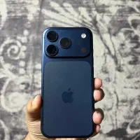 ایفون ۱۷ پرو esim