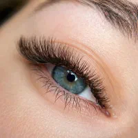 تخفیف ویژه اکستنشن مژه و لیفت ابرو عید قربان