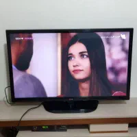 تلوزیون تلوزیون ۴۲ اینچ