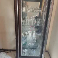 بوفه میز جلو مبلی و کریستال وچینی