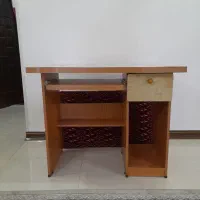 میز کامپیوتر