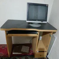 میز کامپیوتر