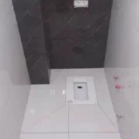 بنا کاشی کار و سنگ کار هستم