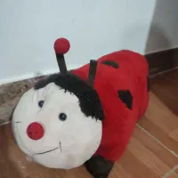 دو عددعروسک و یک عدد  بالش عروسک شو