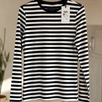تیشرت راه‌راه مشکی و سفید Easy Wear