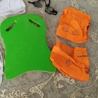 تخته شنا.بازوبند.عینک