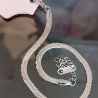 گردنبند|بدلیجات|کرج, حصارک بالا|دیوار
