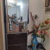 جاکفشی و جالباسی