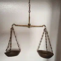 ترازو انتیک برنجی