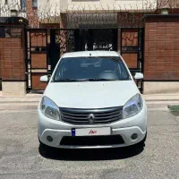 ساندرو اتوماتیک مدل ۱۳۹۵
