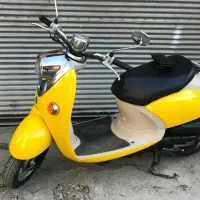 یاماها وینو پاکشتی زرد قناری