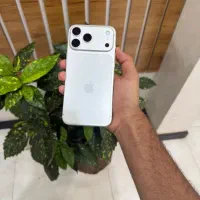 17پرومکس سفید بدون رجیستر معاوضه با رجیستر شده