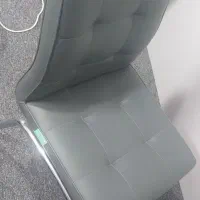 صندلی زیبا و نرم