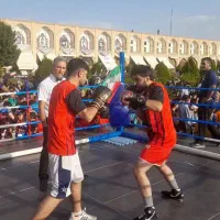 وسایل بوکس / تمرین بوکس در پارک