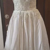 لباس عروسی