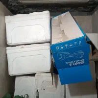 تعدادی بوج برای ماهی یا خوراکی های دیگر موجود است
