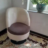 صندلی گردون یا مبل تک نفره