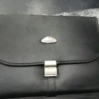 تعدادی کیف چرم  طبیعی و مصنوعی