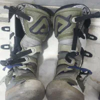 کلاه بوت کراس اندرو اکربیس اکسیس kxf ktm crf