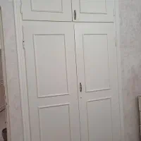 کمد دیواری و درب چوبی