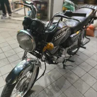 باکسر ۱۴۰۰ تیزپرتوس زالتوس