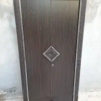 کمدلباس ودراور کار کرده