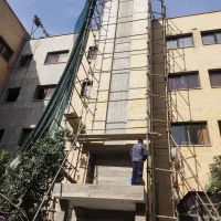 کارگر روزمزد برای کار بنایی ، حداقل یکسال تجربه