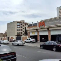 مستقلات ۲۰۰۰ متر بنا در پونک مقر رسمی برندهای بزرگ