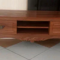 میز تلویزیون در حد نو