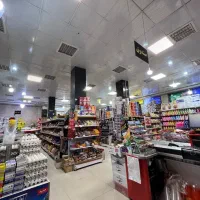 تعدادی فروشنده آقا و خانم جهت کار هایپر نیازمندیم