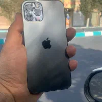 12 پرو بدنه آینه