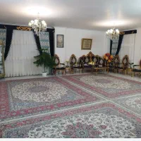 فروش-آپارتمان-دو-سالنه-176-متر-بنای-مفید