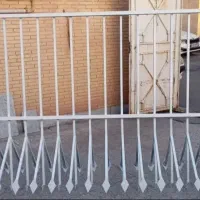 نقاشی‌ورنگ‌کاری‌درب‌وپنجره