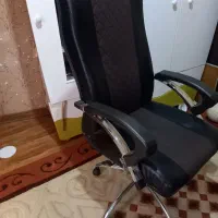 صندلی اداری پشت بلند .پارتیشن.(پاروان چوبی )