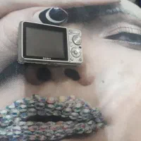 دوربین عکاسی سونی مدل  ۵۷۵۰ سالم و تمیز