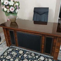 میز اداری و صندلی مدیریتی