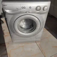 ماشین لباسشویی بکومدل ۲۰۰۰درب بزرگ دو ولوم دکمه ای